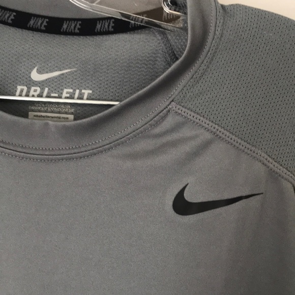 Men’s NIKE Dri Fit Running Shirt - Picture 2 of 7